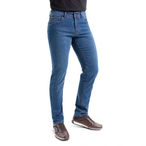 Color azul lavado piedra rozado - Jeans para hombre, pantalón vaquero en tejido denim azul desgastado piedra de algodón con lycra e hilo a contraste en línea Regular Fit.