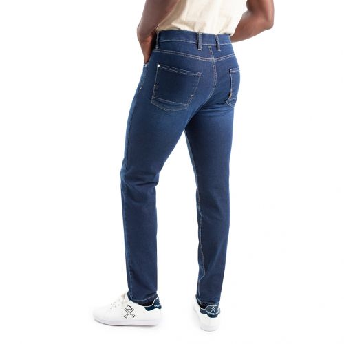 Color azul con roces y desgastes - Jeans de hombre, pantalón vaquero en tejido denim azul lavado con desgastes de algodón con lycra e hilo a contraste en línea Slim Fit.