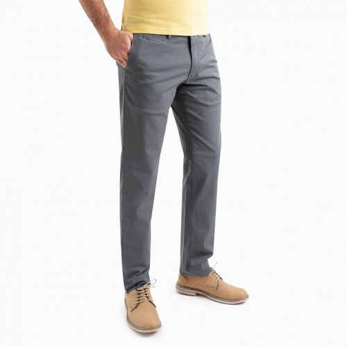 Color gris medio  - Pantalón TCH Sport tipo chino en colores en Algodón fino con lycra elástico. Slim fit